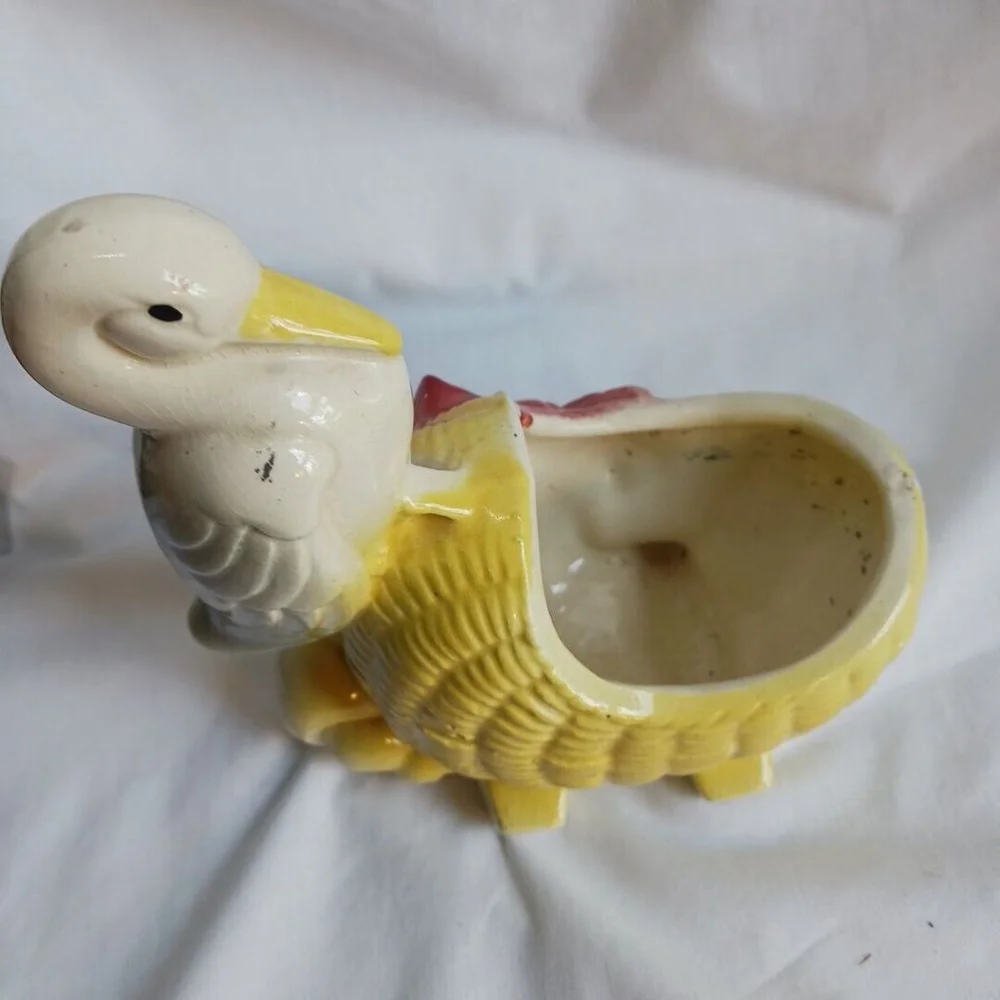 Vintage Stork Basket Bassinet Cradle Ceramic Planter